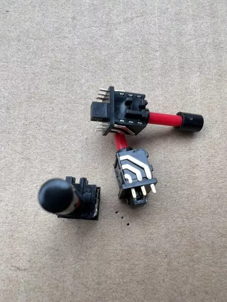 Germany DDM 6-Pin Momentary Push Button SwitchNon-LatchingNew